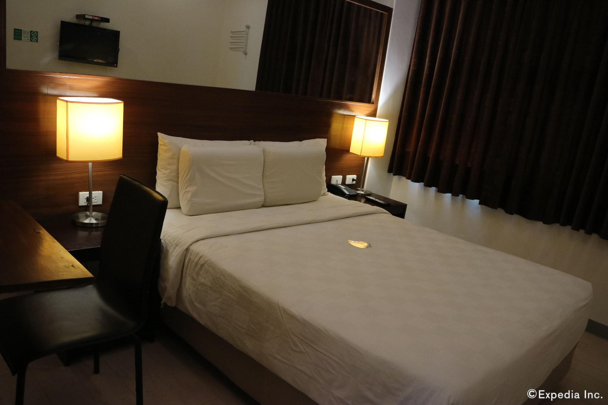 Go Hotels Bacolod Extérieur photo