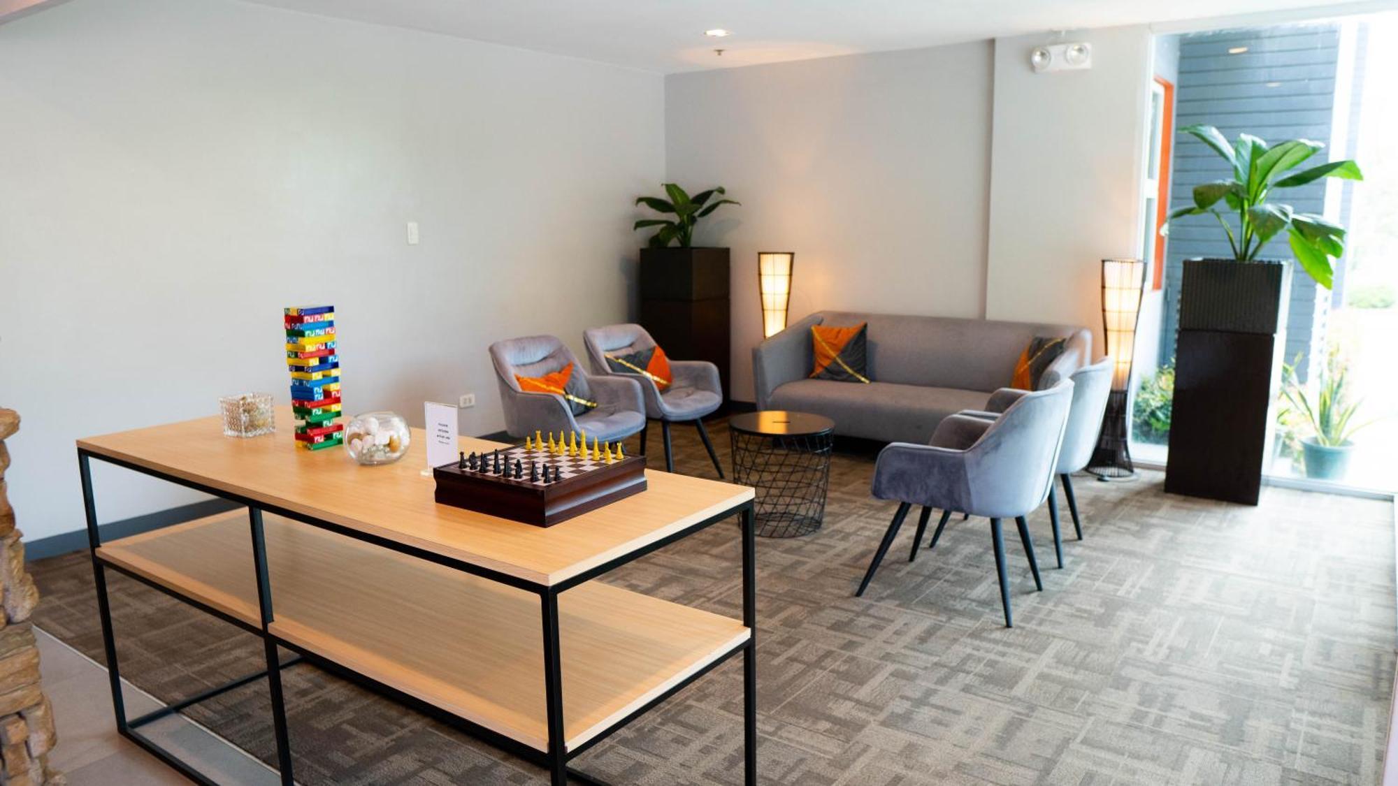 Go Hotels Bacolod Extérieur photo