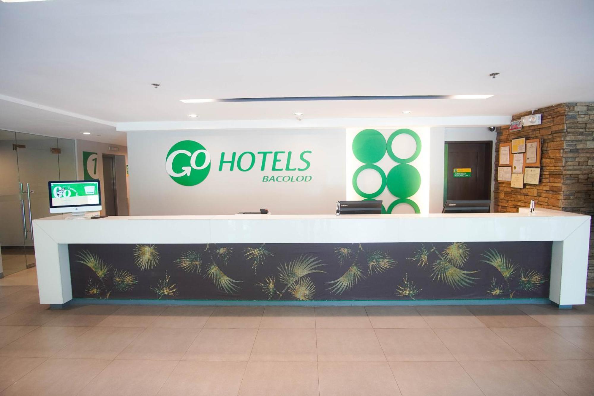 Go Hotels Bacolod Extérieur photo