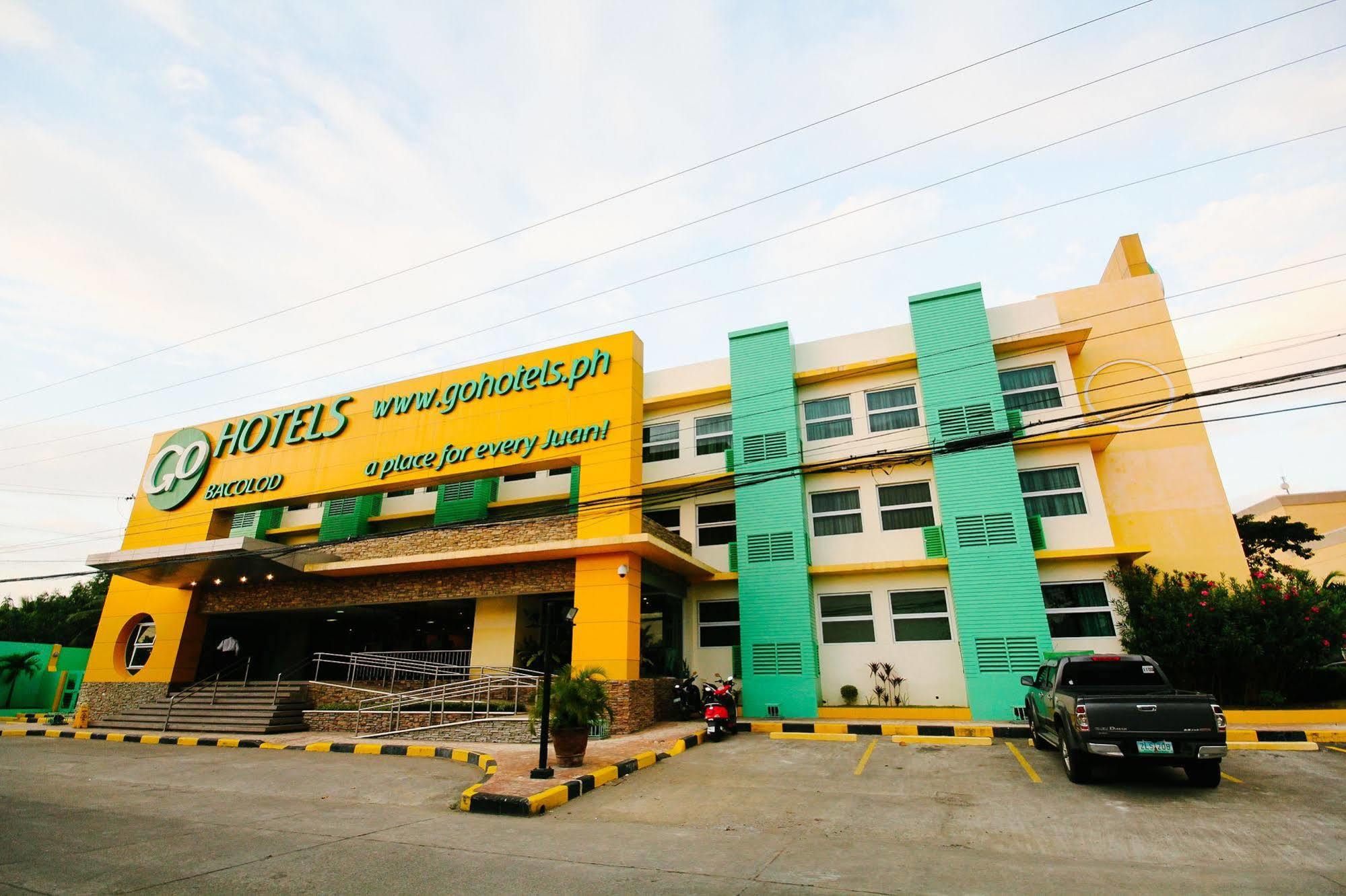 Go Hotels Bacolod Extérieur photo